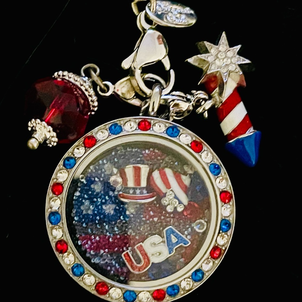 Origami Owl Patriotic Red, White, and Blue Necklace